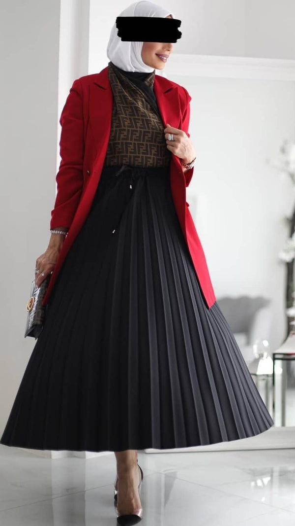 تنورة سودة بليسيه ⁩