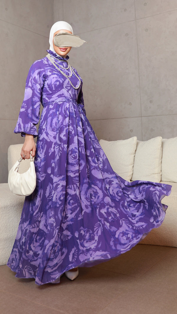 ⁨⁨⁨نفنوف شيفون بنفسجي على ورد⁩⁩⁩