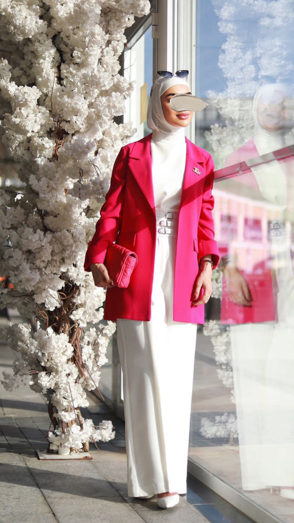 ⁨⁨⁨⁨طقم بليزر شانيل فوشي مع بنطلون هاي ويست ⁩⁩⁩⁩