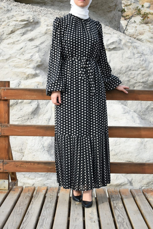 ⁨نفنوف اسود منقط⁩